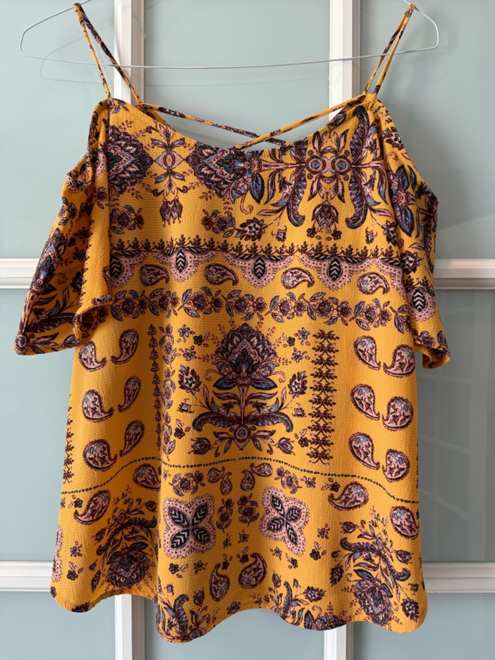 Kaleigh Vallette Paisley Cold-Shoulder Blouse NWT